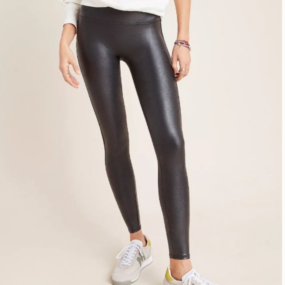 NWT SPANX Faux Leather Leggings in Black Sz M